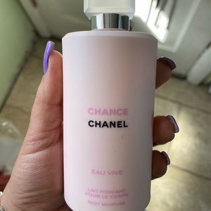 Way vive body lotion